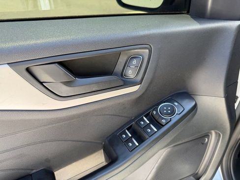 Used 2022 Ford Escape S AWD/4WD image 13