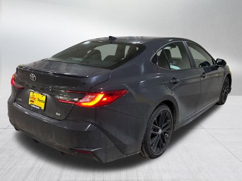 Certified 2025 Toyota Camry SE image 6