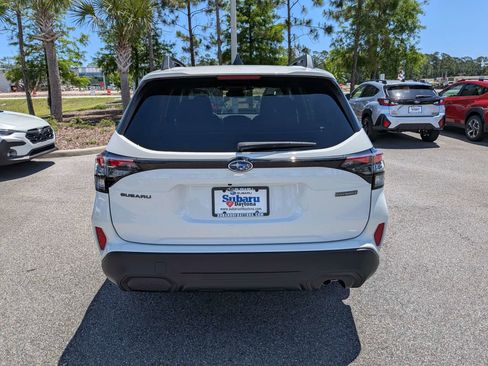 New 2026 Subaru Forester Touring AWD/4WD image 5
