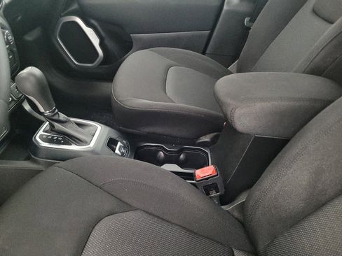 Used 2021 Jeep Renegade Sport FWD image 26