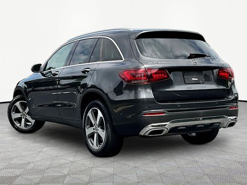 Used 2020 Mercedes-Benz GLC 300 4MATIC image 4