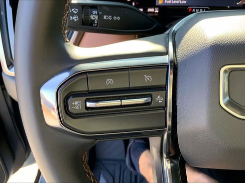 Used 2024 GMC Canyon AT4 w/ Canyon Safety Plus Package image 23