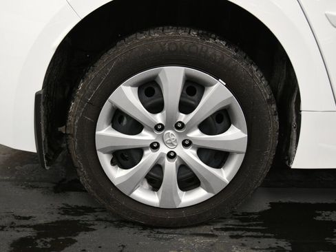 Certified 2024 Toyota Corolla LE image 29