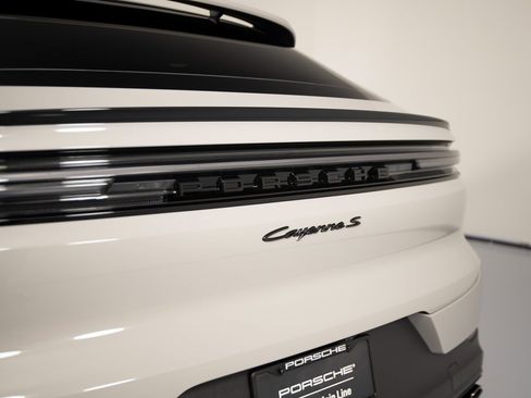New 2026 Porsche Cayenne S image 37