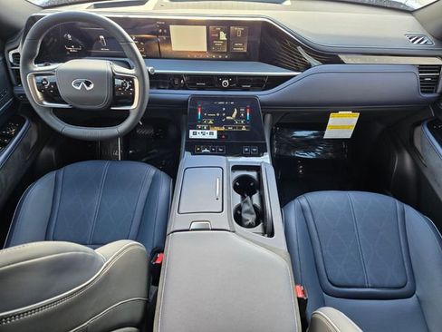 New 2026 INFINITI QX80 SPORT image 16