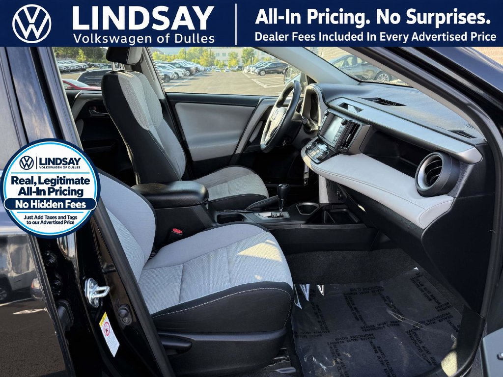 Used 2016 Toyota RAV4 XLE AWD/4WD image 11