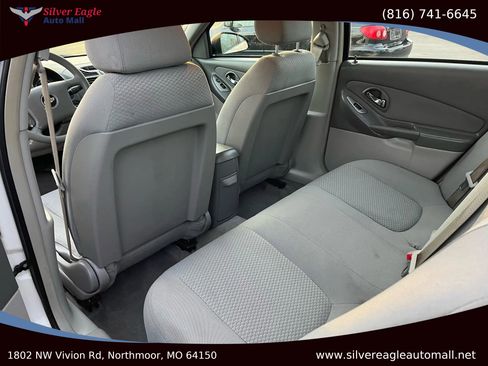 Used 2008 Chevrolet Malibu LS image 8