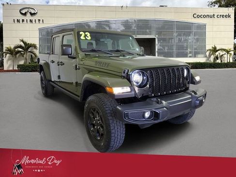 Used 2023 Jeep Gladiator Sport AWD/4WD image 1