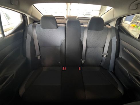 Used 2025 Nissan Versa SV image 41