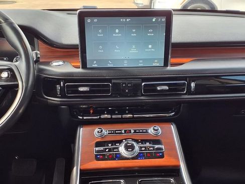 Certified 2023 Lincoln Aviator Reserve w/ Equipment Group 201A RWD image 9