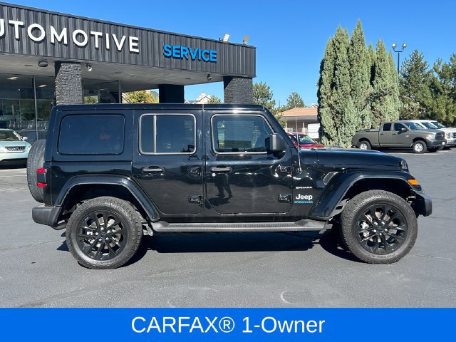 Used 2023 Jeep Wrangler Unlimited Sahara w/ Cold Weather Group AWD/4WD image 2