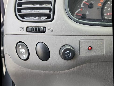 Used 2003 Toyota Sequoia SR5 image 24