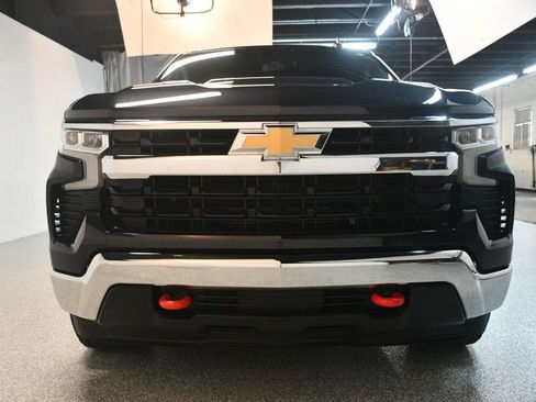 Used 2023 Chevrolet Silverado 1500 LT AWD/4WD image 12