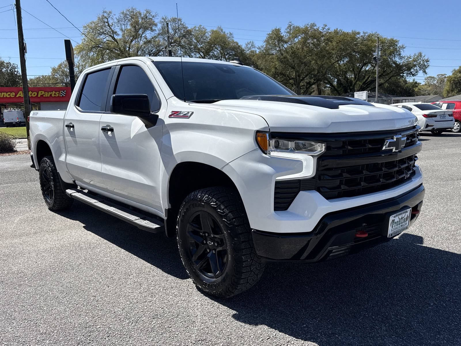 Used 2024 Chevrolet Silverado 1500 LT Trail Boss w/ Protection Package AWD/4WD image 7