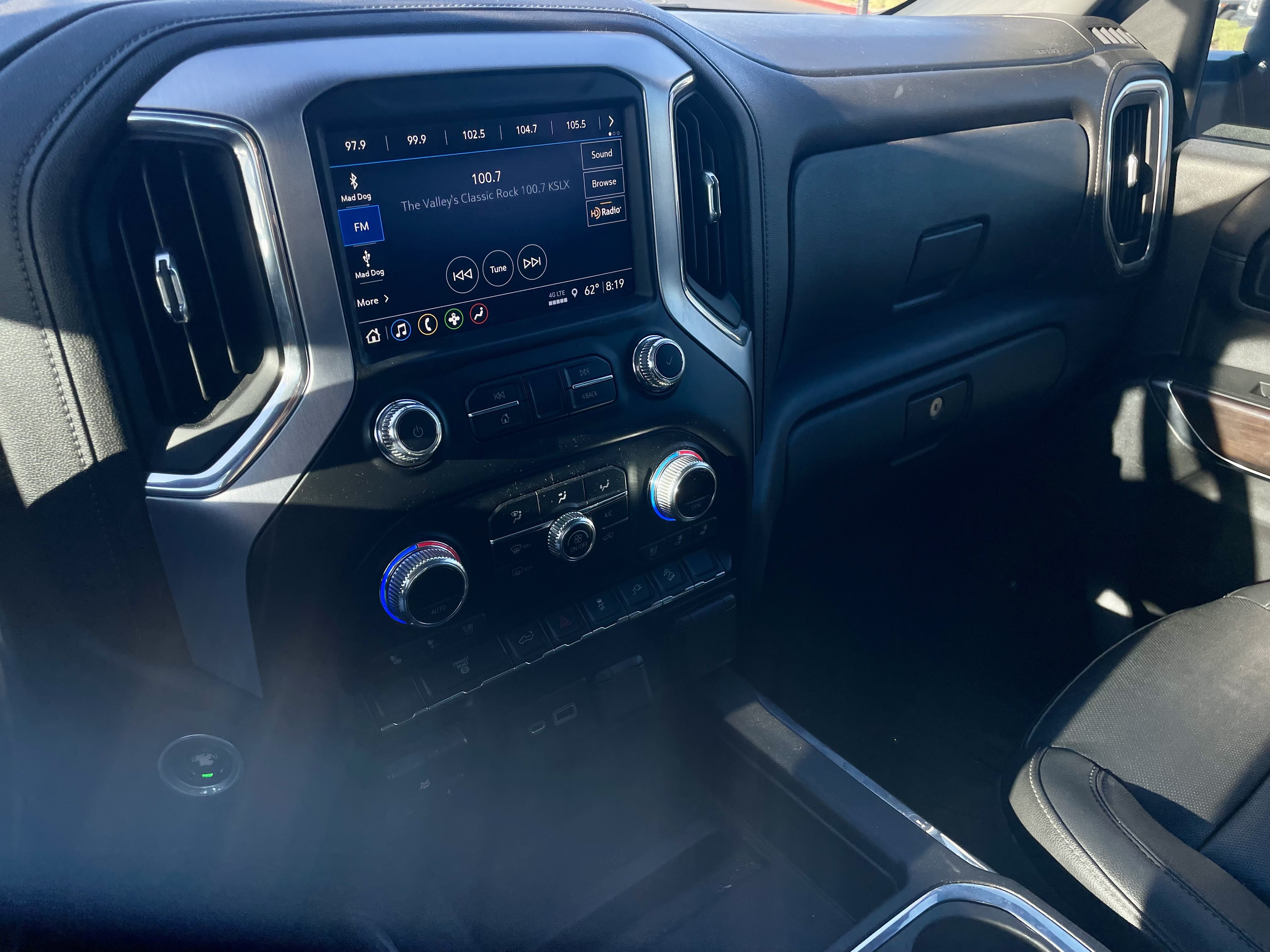 Used 2021 GMC Sierra 3500 SLT AWD/4WD image 19