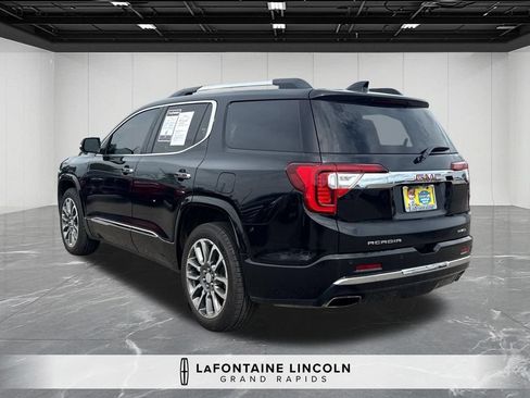 Used 2021 GMC Acadia Denali w/ Denali Ultimate Package AWD/4WD image 3
