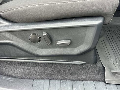 Certified 2023 Ford F150 XLT w/ Equipment Group 302A High image 24