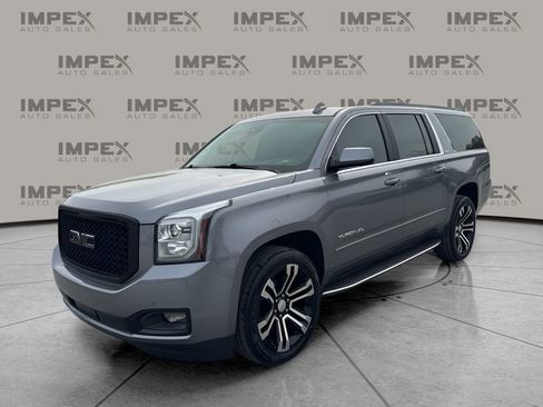 Used 2018 GMC Yukon XL SLT w/ HD Trailering Package image 1