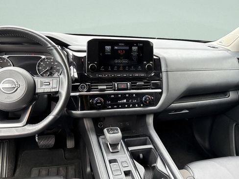 Certified 2023 Nissan Pathfinder SL w/ SL Premium Package FWD image 23