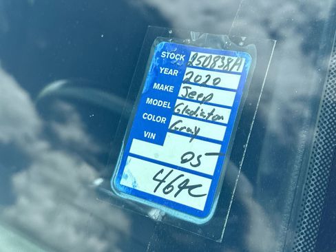 Used 2020 Jeep Gladiator Sport w/ Quick Order Package 24S AWD/4WD image 26