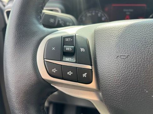 Used 2023 Ford Explorer XLT w/ Equipment Group 202A AWD/4WD image 9