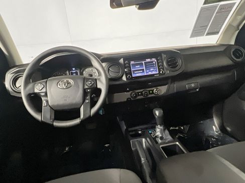 Used 2022 Toyota Tacoma SR w/ SR Convenience Package RWD image 30