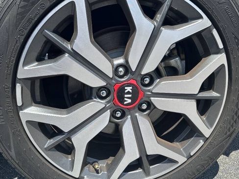 Used 2021 Kia Seltos SX w/ SX Sunroof Package AWD/4WD image 19