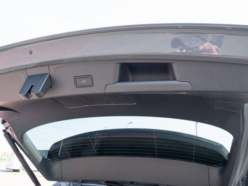 New 2026 Volkswagen Atlas Cross Sport SE FWD image 39
