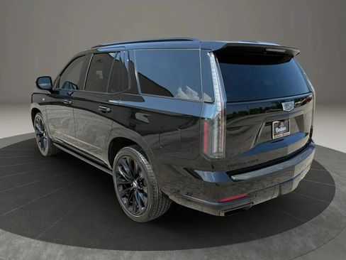 Used 2025 Cadillac Escalade Sport Platinum w/ LPO, ONYX Package AWD/4WD image 11