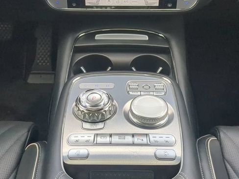 Used 2023 Genesis G90 3.5T AWD/4WD image 17
