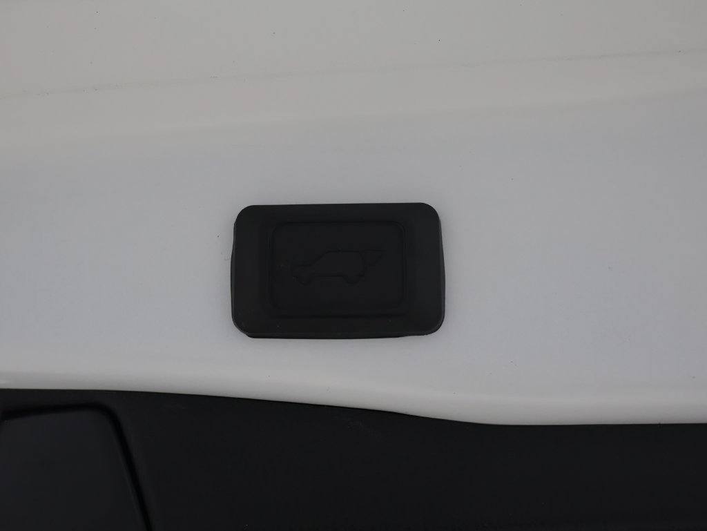 Used 2025 Toyota RAV4 XLE w/ Convenience Package AWD/4WD image 22