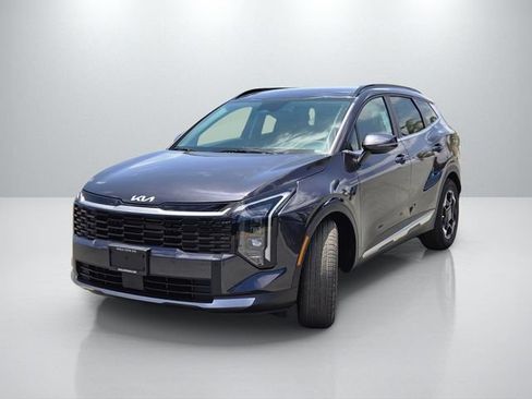 New 2026 Kia Sportage EX FWD image 8