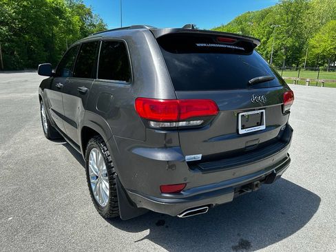 Used 2017 Jeep Grand Cherokee Summit AWD/4WD image 6