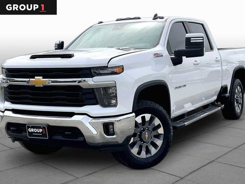 Used 2024 Chevrolet Silverado 2500 LT AWD/4WD image 1