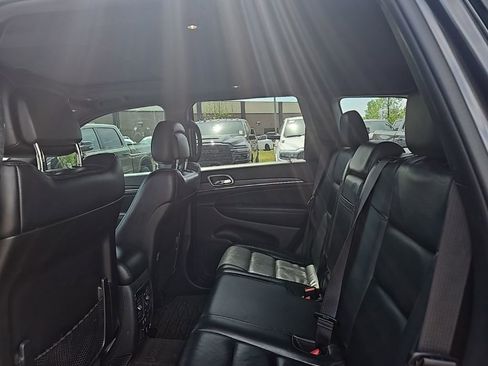 Used 2019 Jeep Grand Cherokee Limited w/ Trailer Tow Group IV image 14