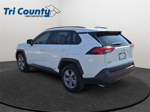 Certified 2025 Toyota RAV4 LE image 6