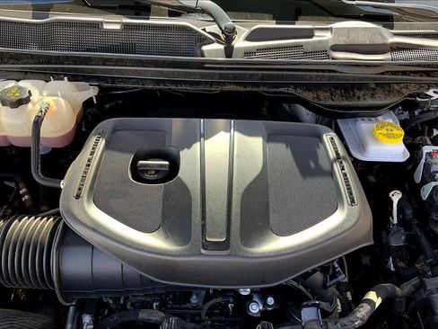 Used 2025 RAM 1500 Laramie w/ Laramie Southwest Edition image 32