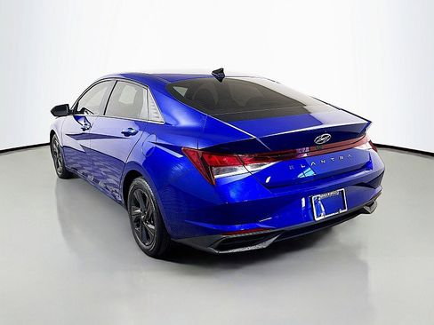Used 2022 Hyundai Elantra SEL w/ Convenience Package image 5