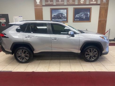 Used 2023 Toyota RAV4 Limited AWD/4WD image 2