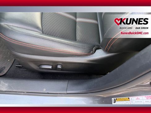 Used 2025 Nissan Altima 2.5 SR image 10