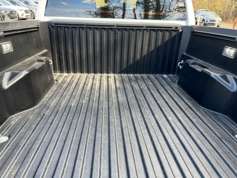 Used 2025 Toyota Tacoma TRD Off-Road image 30