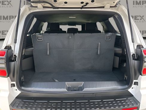 Used 2025 Toyota 4Runner SR5 image 26