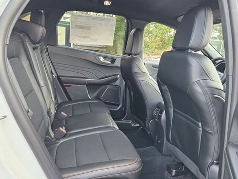 New 2026 Ford Escape ST-Line w/ Tech Pack #1 image 17
