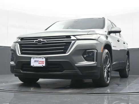 Used 2022 Chevrolet Traverse LT AWD/4WD image 16