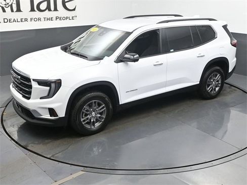 Used 2025 GMC Acadia Elevation image 45