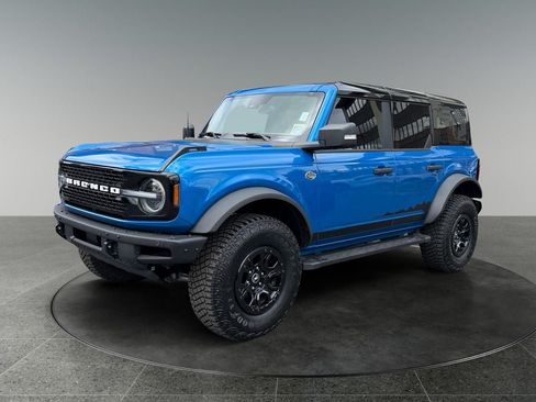 Used 2024 Ford Bronco Wildtrak AWD/4WD image 3