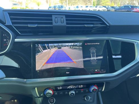 Used 2023 Audi Q3 2.0T Premium w/ Convenience Package image 59