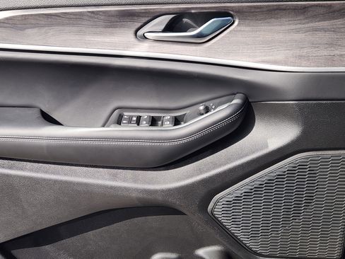 New 2026 Jeep Grand Cherokee Altitude RWD image 17