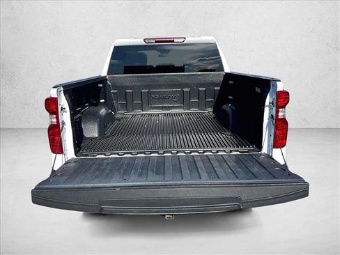 Used 2025 Chevrolet Silverado 1500 LT RWD image 30
