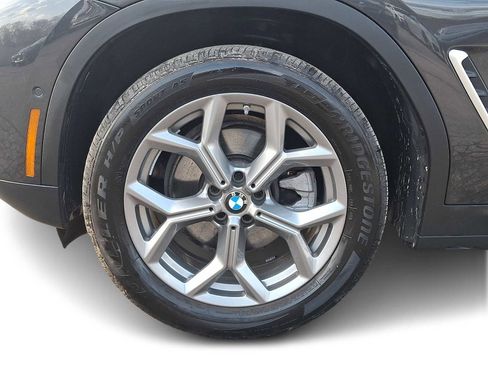 Used 2024 BMW X3 xDrive30i w/ Premium Package image 5